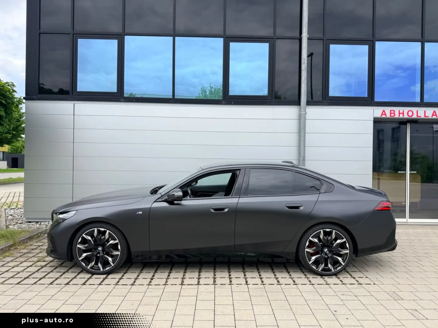BMW 520d xDrive G60 M-Sport Frozen Mega Optik