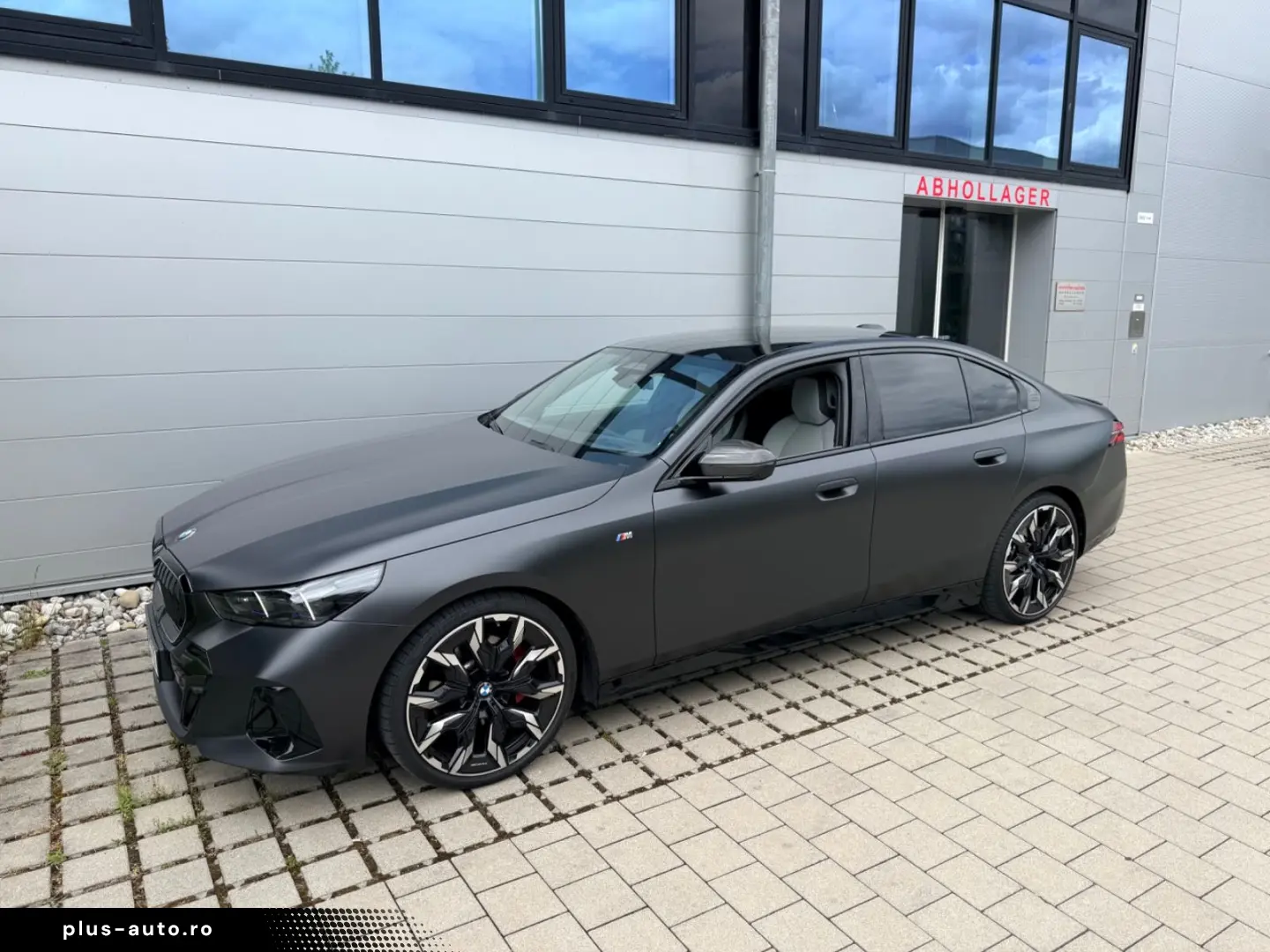 BMW 520d xDrive G60 M-Sport Frozen Mega Optik