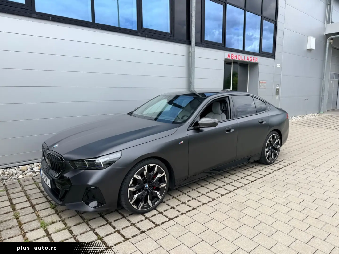 BMW 520d xDrive G60 M-Sport Frozen Mega Optik
