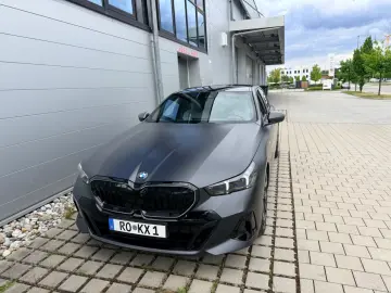 BMW 520d xDrive G60 M-Sport Frozen Mega Optik