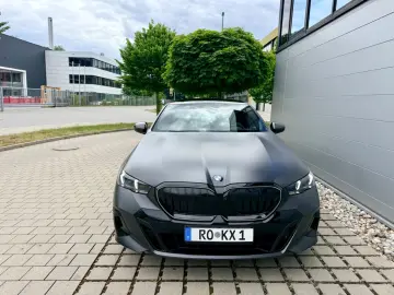 BMW 520d xDrive G60 M-Sport Frozen Mega Optik
