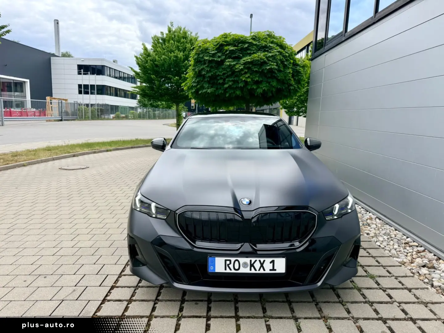 BMW 520d xDrive G60 M-Sport Frozen Mega Optik