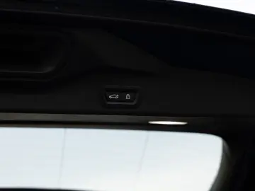 BMW X5 M50i PANO AHK HUD 360  LASER LED STANDHZ ACC