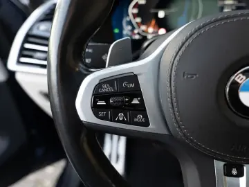 BMW X5 M50i PANO AHK HUD 360  LASER LED STANDHZ ACC
