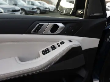 BMW X5 M50i PANO AHK HUD 360  LASER LED STANDHZ ACC