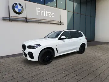 BMW X5 M50 i LED LEDER NAVI PANO SHZ PDC SOFT-CLOSE