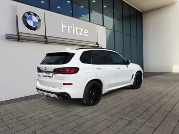 BMW X5 M50 i LED LEDER NAVI PANO SHZ PDC SOFT-CLOSE