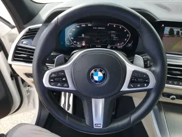 BMW X5 M50 i LED LEDER NAVI PANO SHZ PDC SOFT-CLOSE