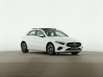 MERCEDES-BENZ A 200 Progressive Pano.-Dach CarPlay Winter-P.