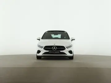 MERCEDES-BENZ A 200 Progressive Pano.-Dach CarPlay Winter-P.