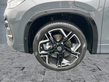 VW Tayron 1.5 l eHybrid R-Line   MATRIX LED   PANO