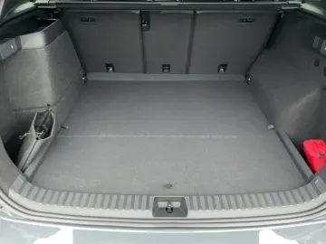 VW Tayron 1.5 l eHybrid R-Line   MATRIX LED   PANO