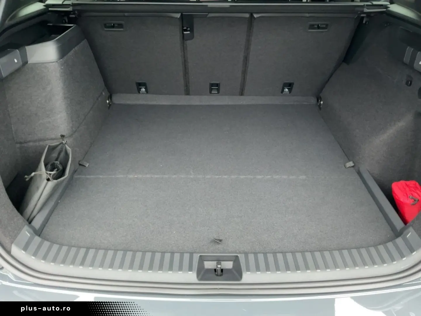VW Tayron 1.5 l eHybrid R-Line   MATRIX LED   PANO