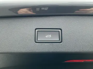 VW Tayron 1.5 l eHybrid R-Line   MATRIX LED   PANO