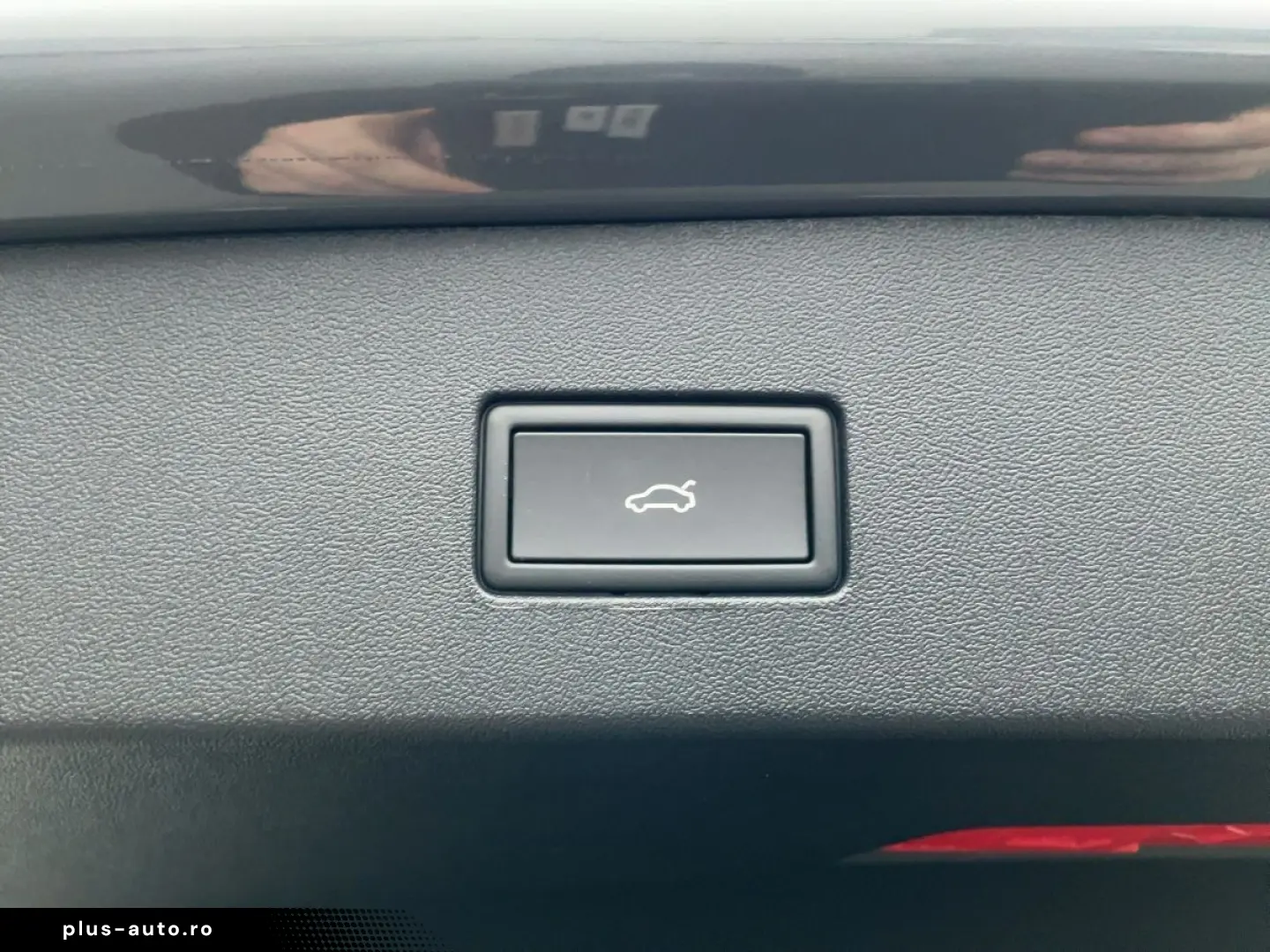 VW Tayron 1.5 l eHybrid R-Line   MATRIX LED   PANO