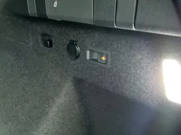 VW Tayron 1.5 l eHybrid R-Line   MATRIX LED   PANO