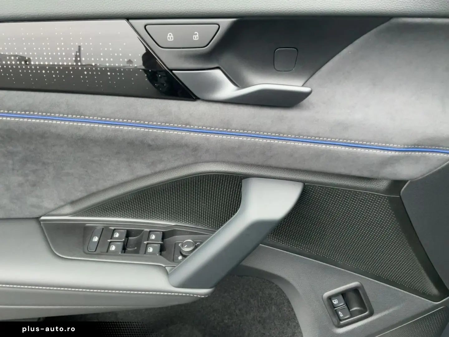VW Tayron 1.5 l eHybrid R-Line   MATRIX LED   PANO