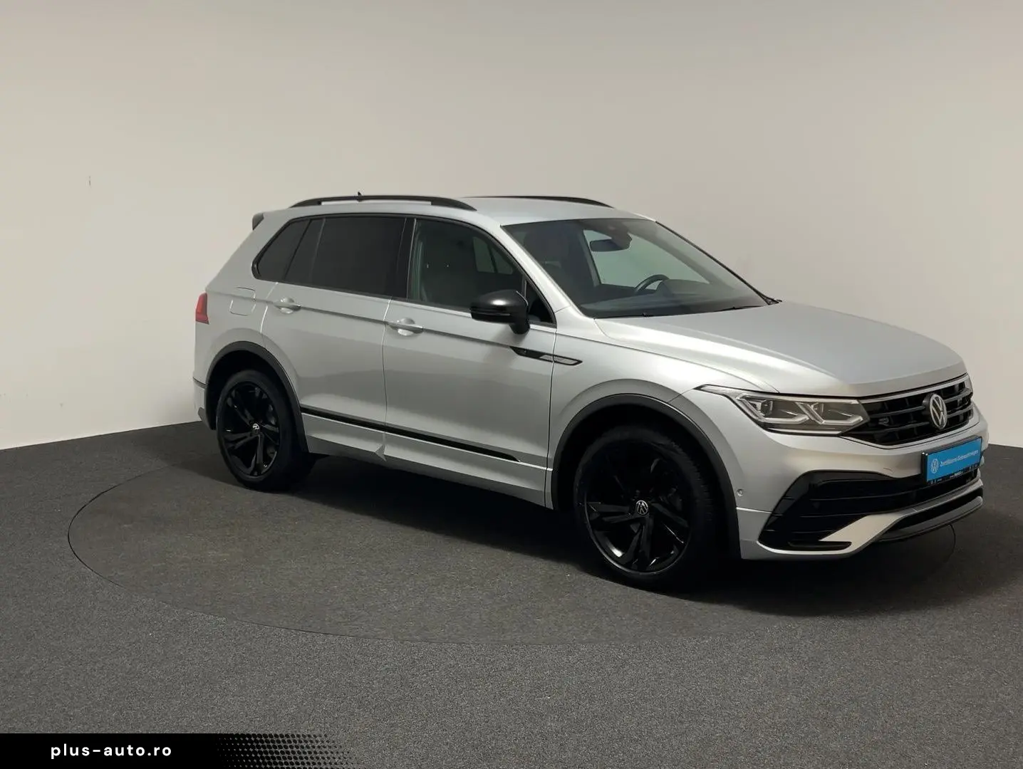 VW Tiguan R-Line 2.0TDI DSG 4Motion Navi PDC Klima