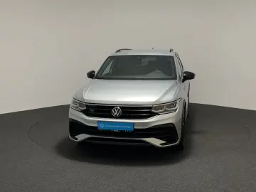 VW Tiguan R-Line 2.0TDI DSG 4Motion Navi PDC Klima