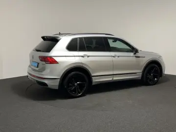 VW Tiguan R-Line 2.0TDI DSG 4Motion Navi PDC Klima