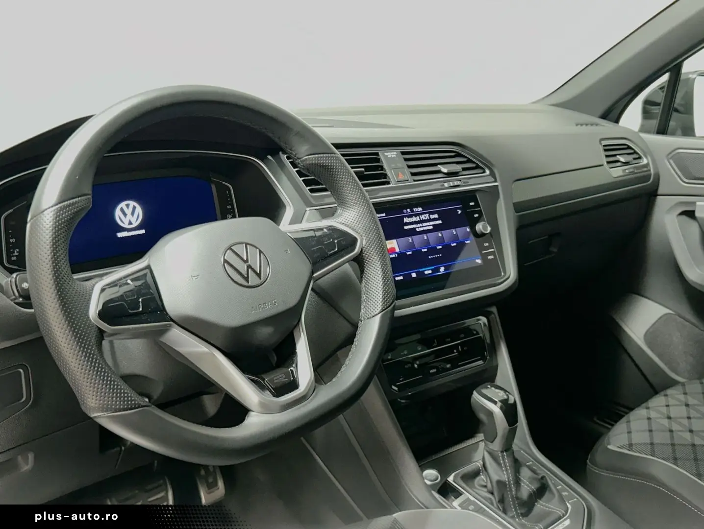 VW Tiguan R-Line 2.0TDI DSG 4Motion Navi PDC Klima