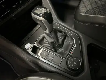 VW Tiguan R-Line 2.0TDI DSG 4Motion Navi PDC Klima