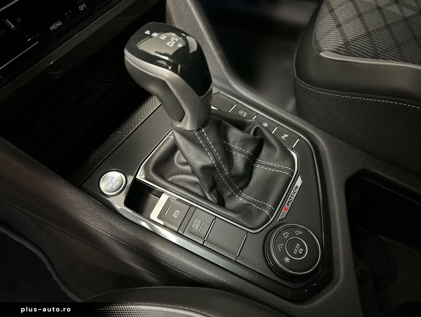 VW Tiguan R-Line 2.0TDI DSG 4Motion Navi PDC Klima