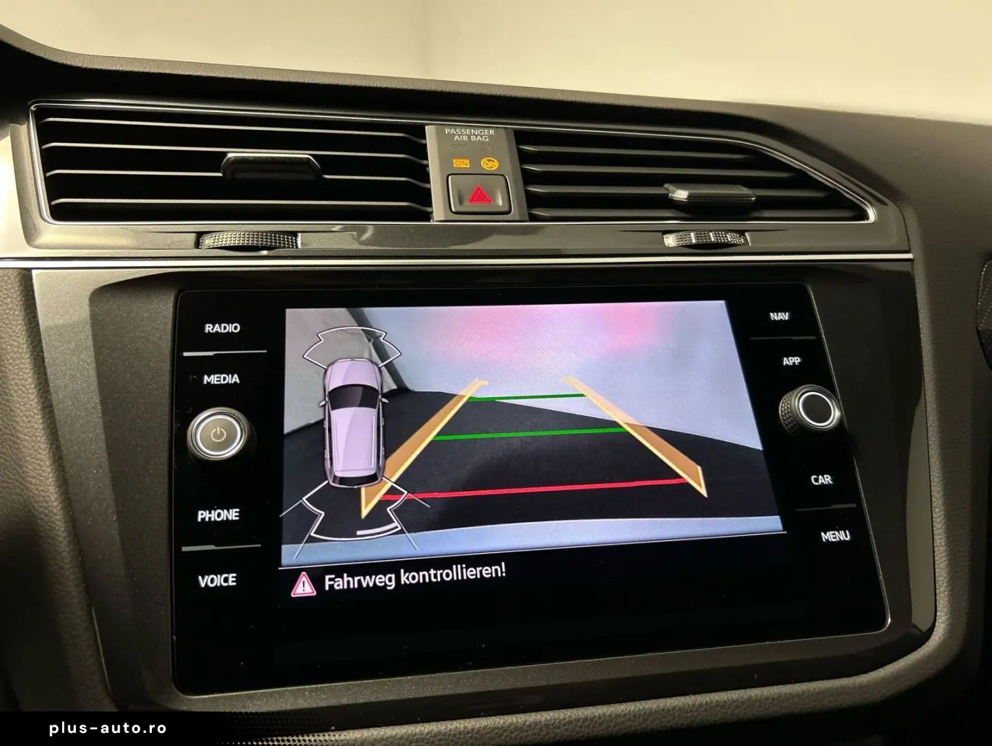 VW Tiguan R-Line 2.0TDI DSG 4Motion Navi PDC Klima