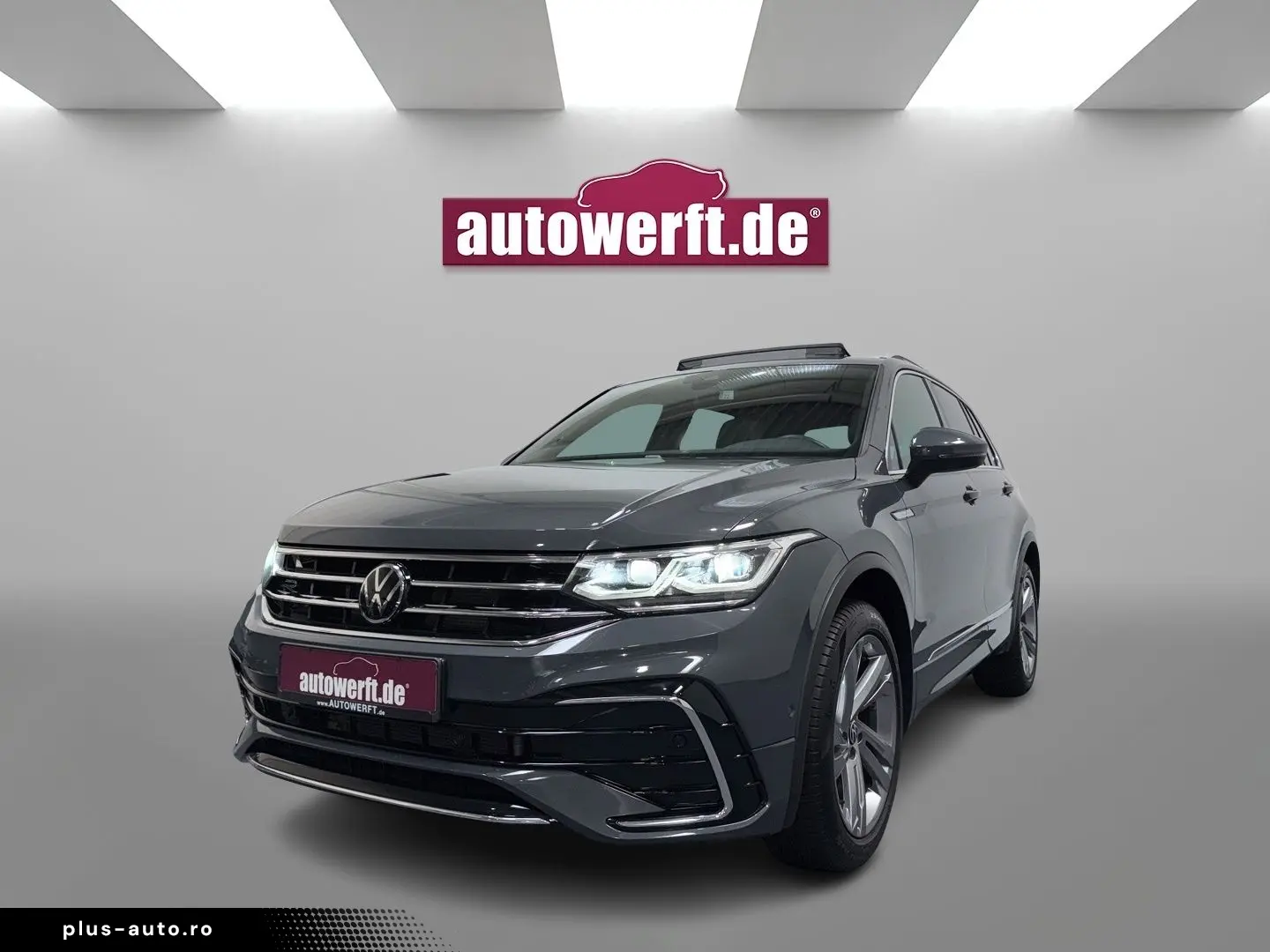 VW Tiguan 2.0 TDI 4M DSG R LINE PANO AHK MATRIX CAM