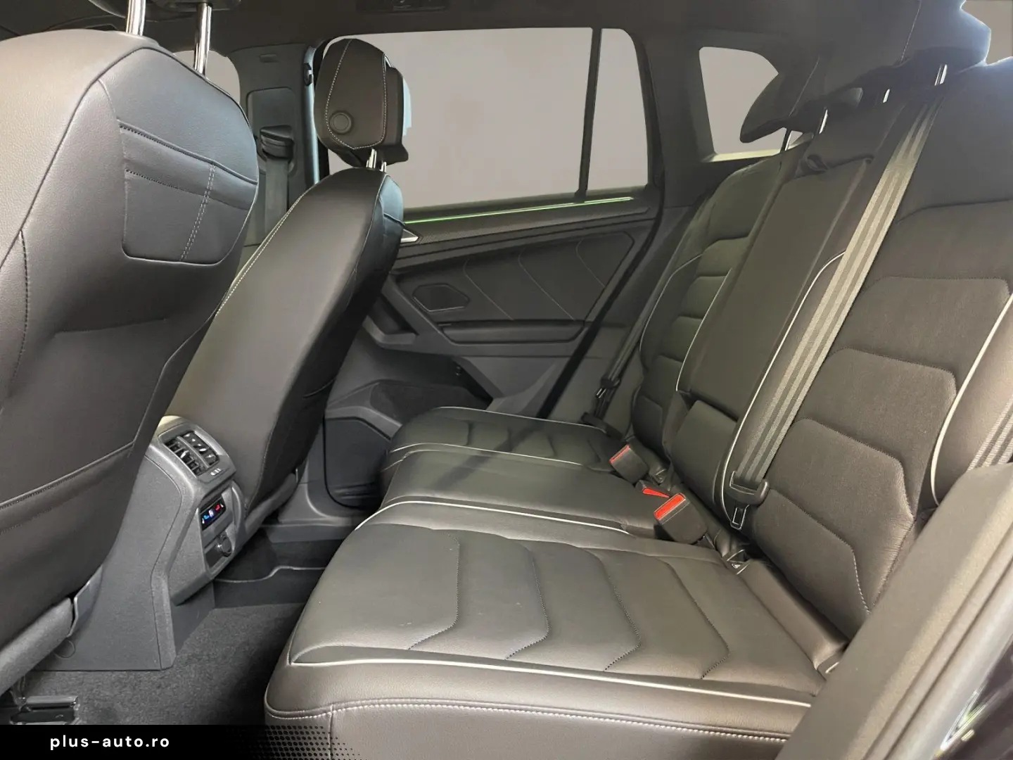VW Tiguan 2.0 TDI BMT 4Motion R-Line DCC NaviPro LM