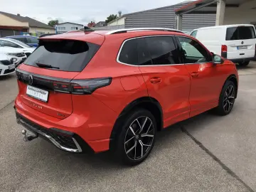 VW Tiguan 2.0 TDI DSG 4M R-Line AHK 20  Pano