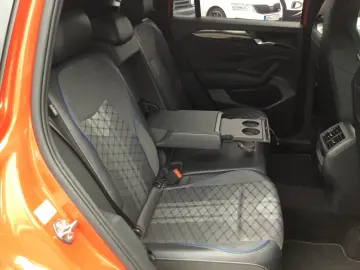 VW Tiguan 2.0 TDI DSG 4M R-Line AHK 20  Pano