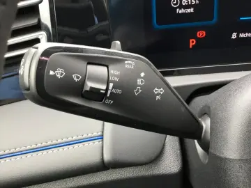 VW Tiguan 2.0 TDI DSG 4M R-Line AHK 20  Pano