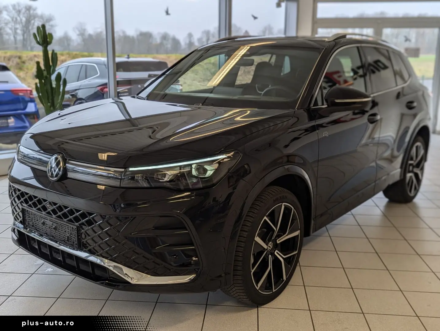 VW Tiguan 2.0TDI R-Line 4M Pano H K AHK Matrix 20