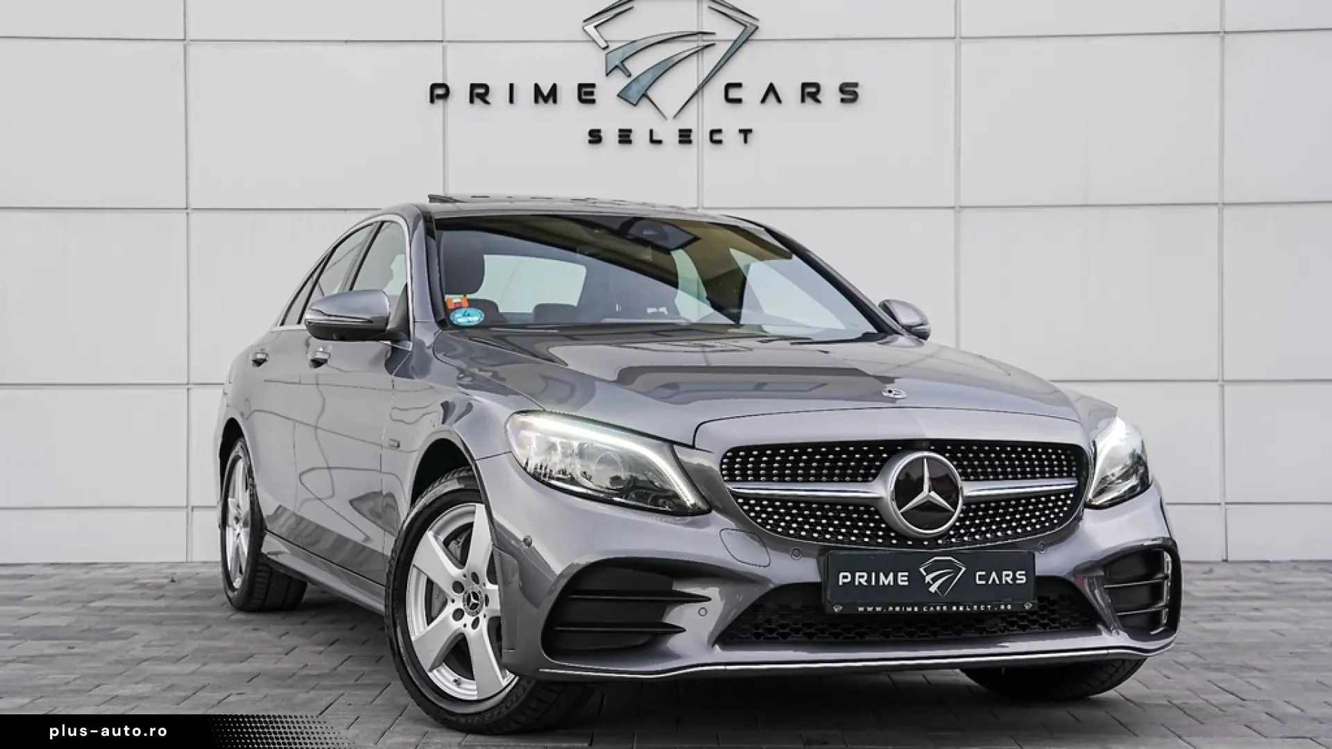 Mercedes-Benz C 300 e 4MATIC 9G-TRONIC AMG Line