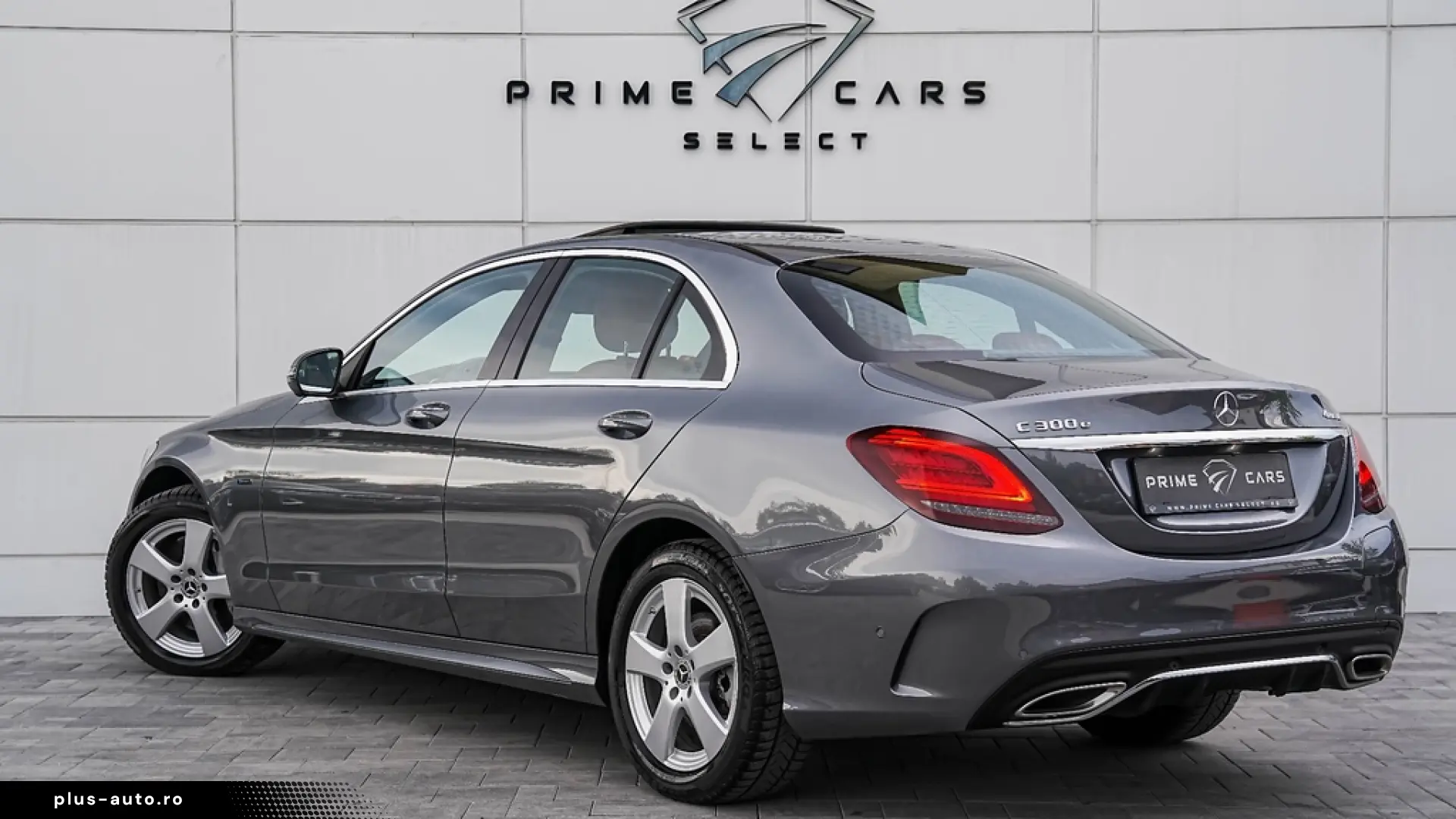 Mercedes-Benz C 300 e 4MATIC 9G-TRONIC AMG Line