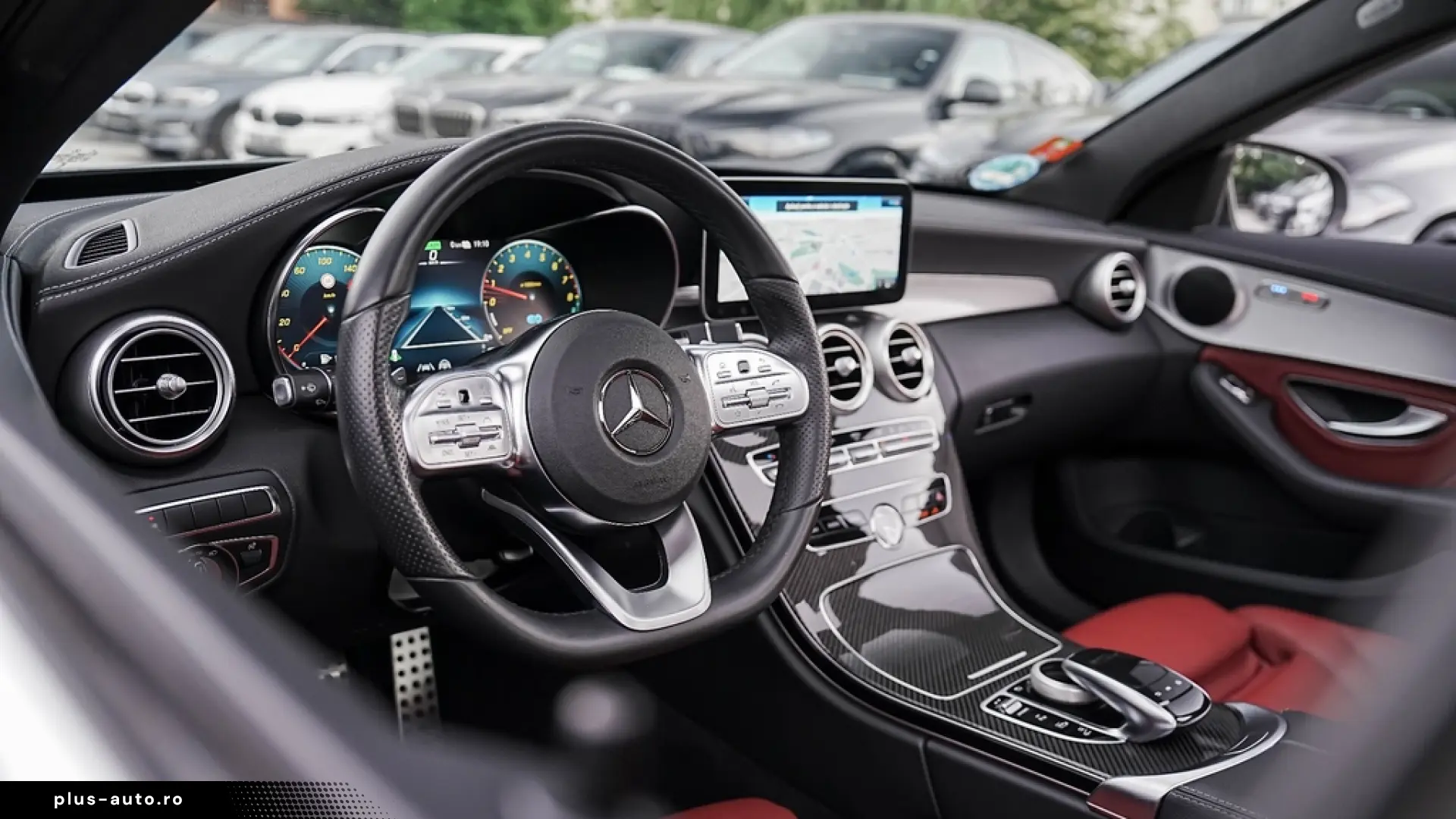 Mercedes-Benz C 300 e 4MATIC 9G-TRONIC AMG Line