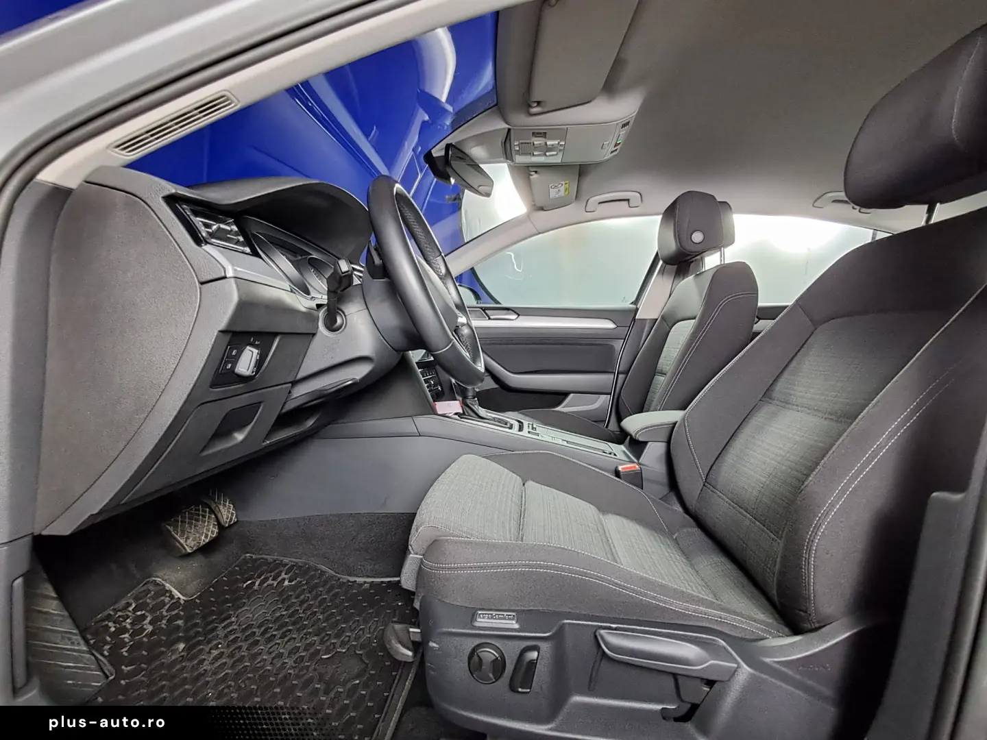 VOLKSWAGEN PASSAT COMFORTLINE DSG 150CP 2022