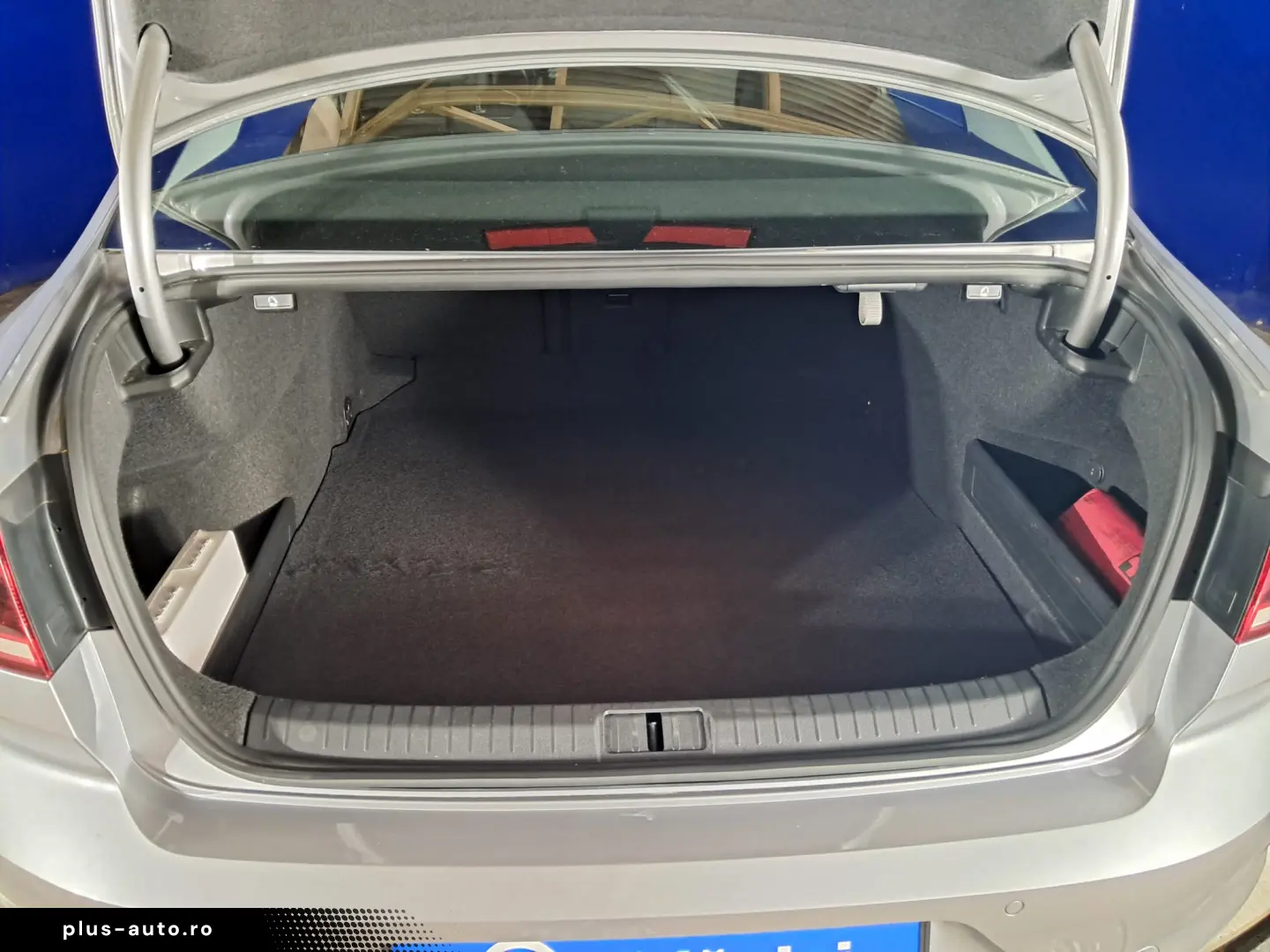 VOLKSWAGEN PASSAT COMFORTLINE DSG 150CP 2022