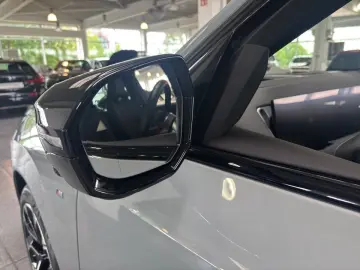 BMW X3 M50
