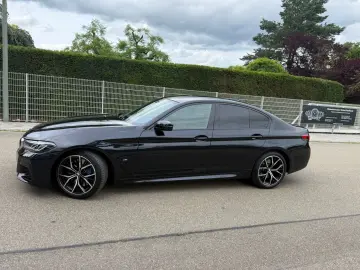 BMW 530 d xDrive M Sport Laser 19  Driving Prof 1.Ha