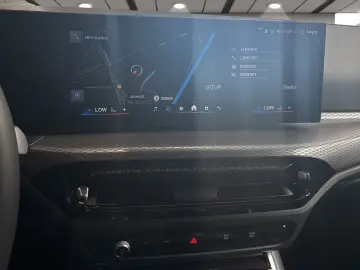 BMW M3 Competition Limousine Harman