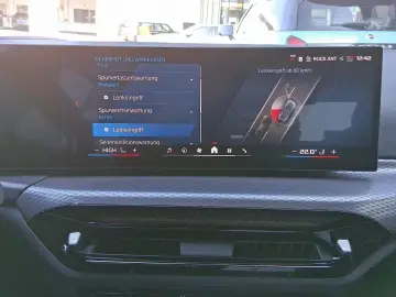 BMW M3 Competition DrivAss  ParkAss  LivePro Head-Up