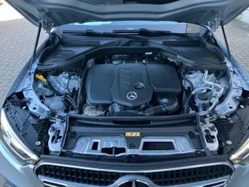 MERCEDES-BENZ GLC 300 de 4M Sitzklima Pano DISTRONIC…