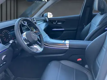 MERCEDES-BENZ GLC 300 de 4M Sitzklima Pano DISTRONIC…