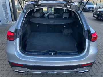 MERCEDES-BENZ GLC 300 de 4M Sitzklima Pano DISTRONIC…