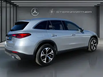MERCEDES-BENZ GLC 300 de 4M Sitzklima Pano DISTRONIC…