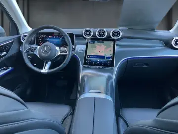MERCEDES-BENZ GLC 300 de 4M Sitzklima Pano DISTRONIC…