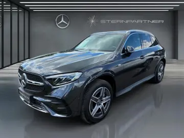MERCEDES-BENZ GLC 300 e 4M AMG LED MBUX AMBIENTE CARPLAY AHK