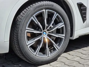 BMW X5 x50e M Sport HUD 360SkyLounge Intel-Aktivl.